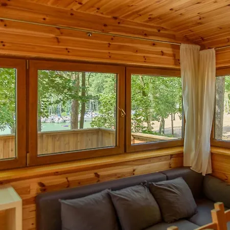 بيت للعطل Polwysep Lipa فدسايدز توخولسكي