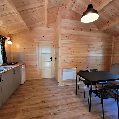 بيت للعطل Polwysep Lipa *